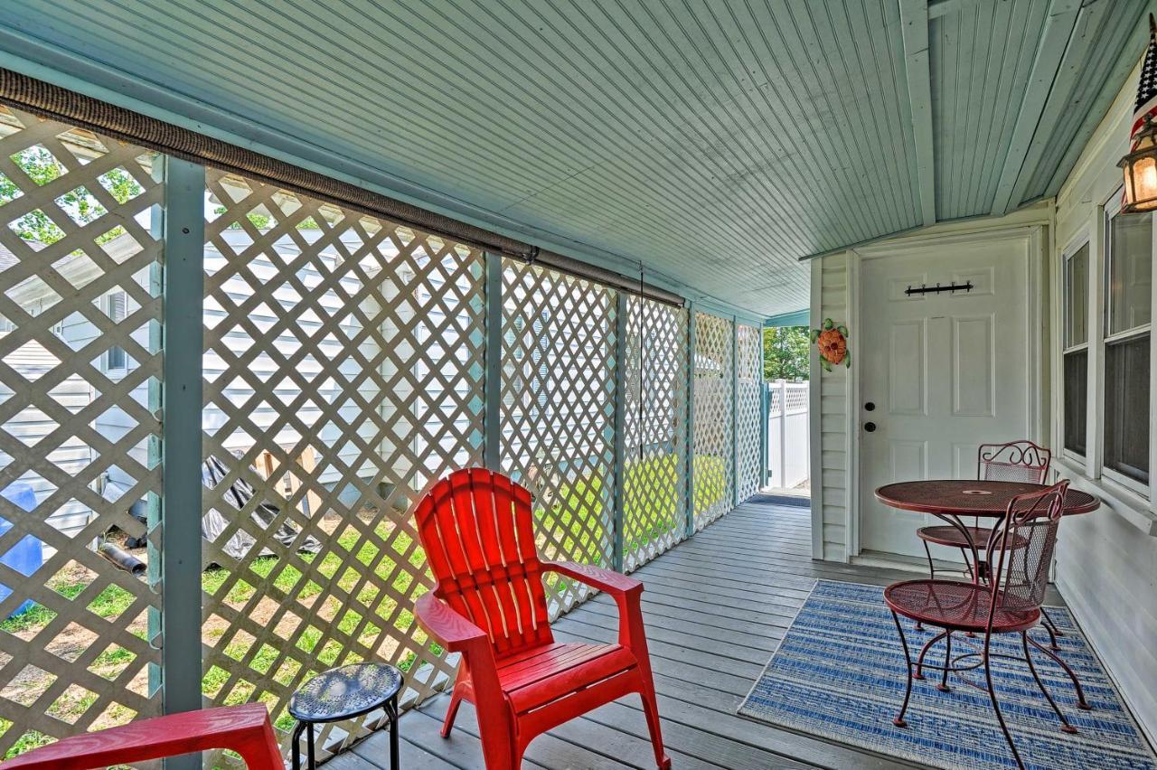 The Blue Crab Cottage - 3 Blocks From The Beach! Colonial Beach Esterno foto