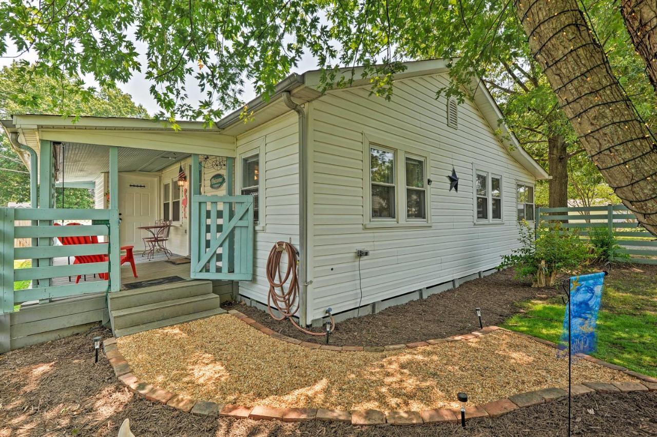 The Blue Crab Cottage - 3 Blocks From The Beach! Colonial Beach Esterno foto